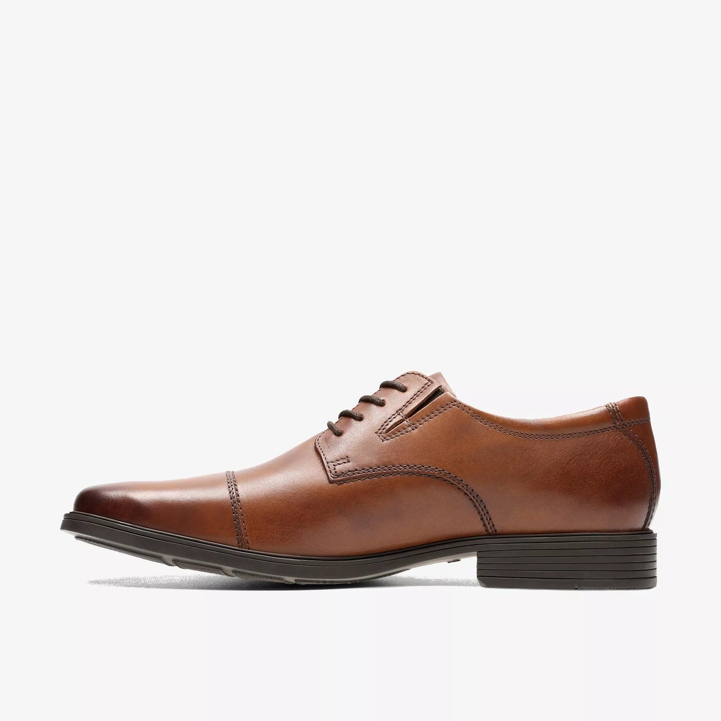 Clarks Men's Tyden Cap Oxford Shoe colour light brown