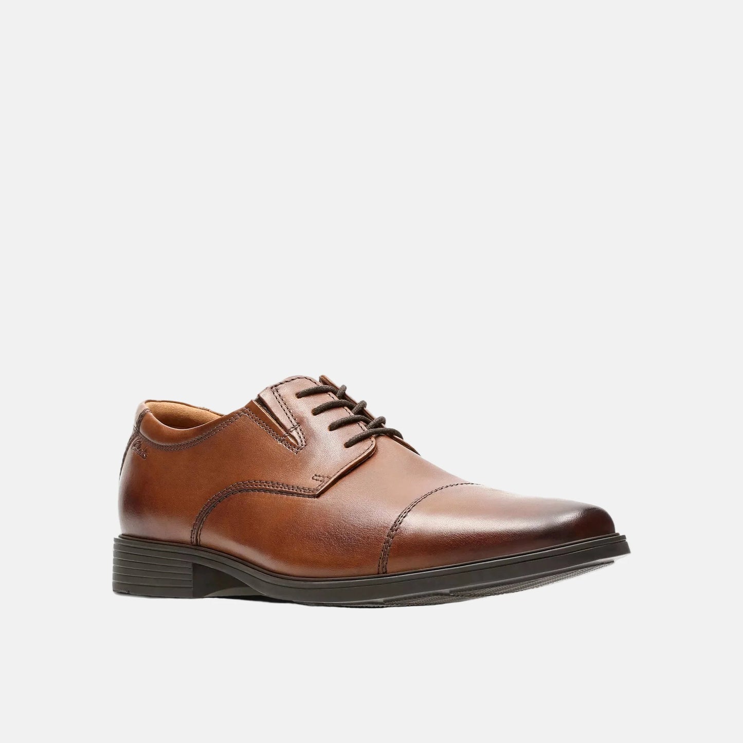 Clarks Men's Tyden Cap Oxford Shoe colour light brown