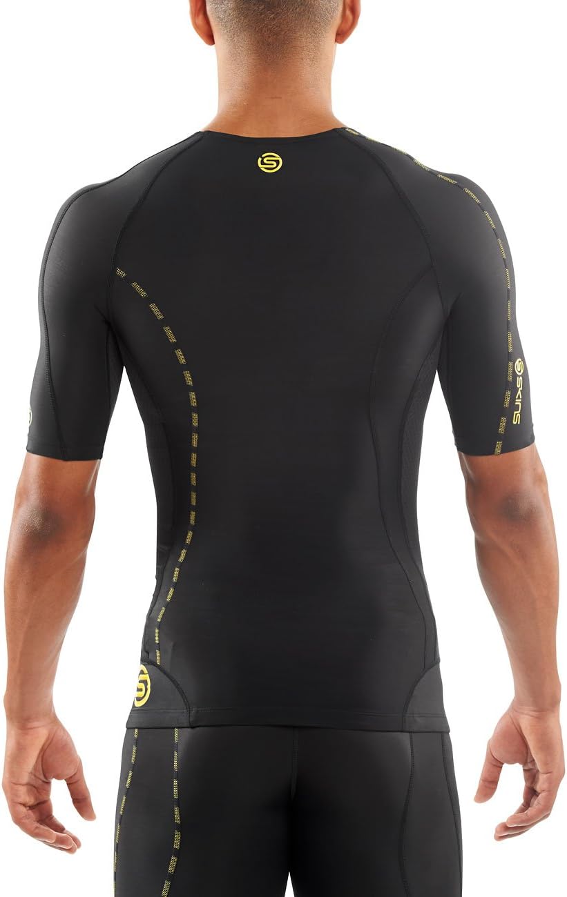SKINS Men’s DNAmic Compression Short Sleeve Top,