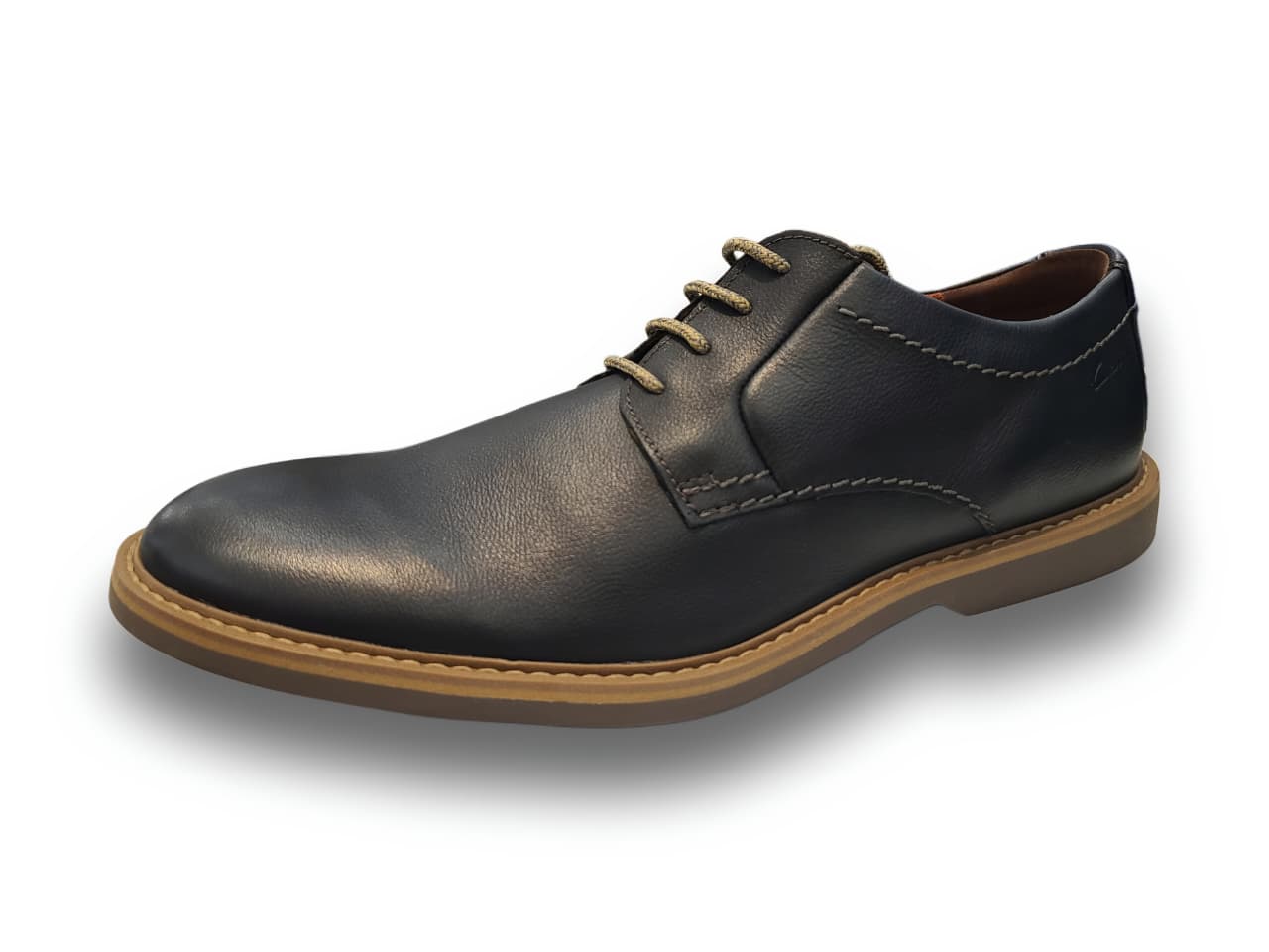 Clarks Men’s Black Leather Derby Shoes – Classic Lace‑Up Formal Footwear with Durable Comfort