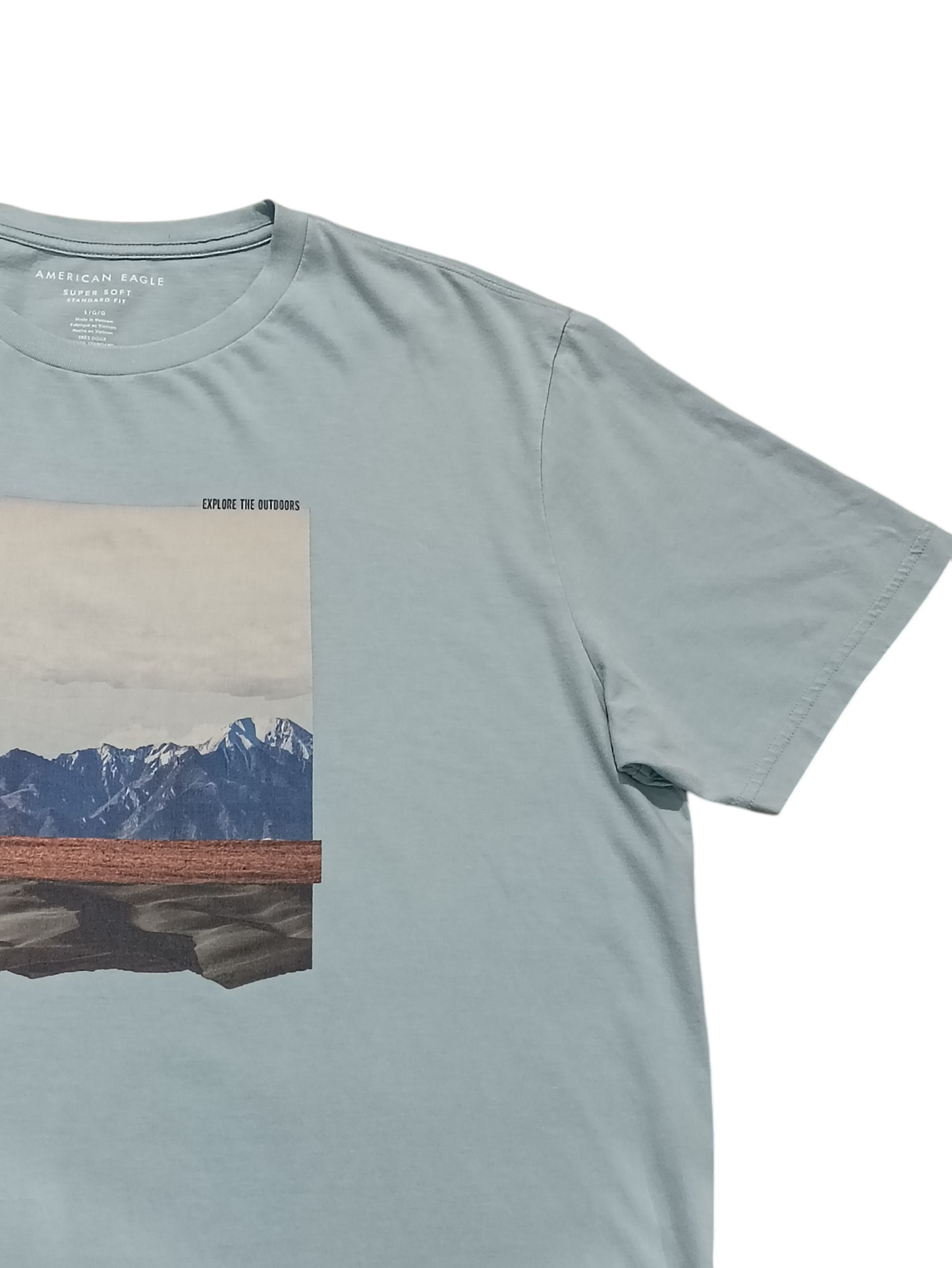 AMERICAN EAGLE  STANDARD FIT LIGHT BLUE