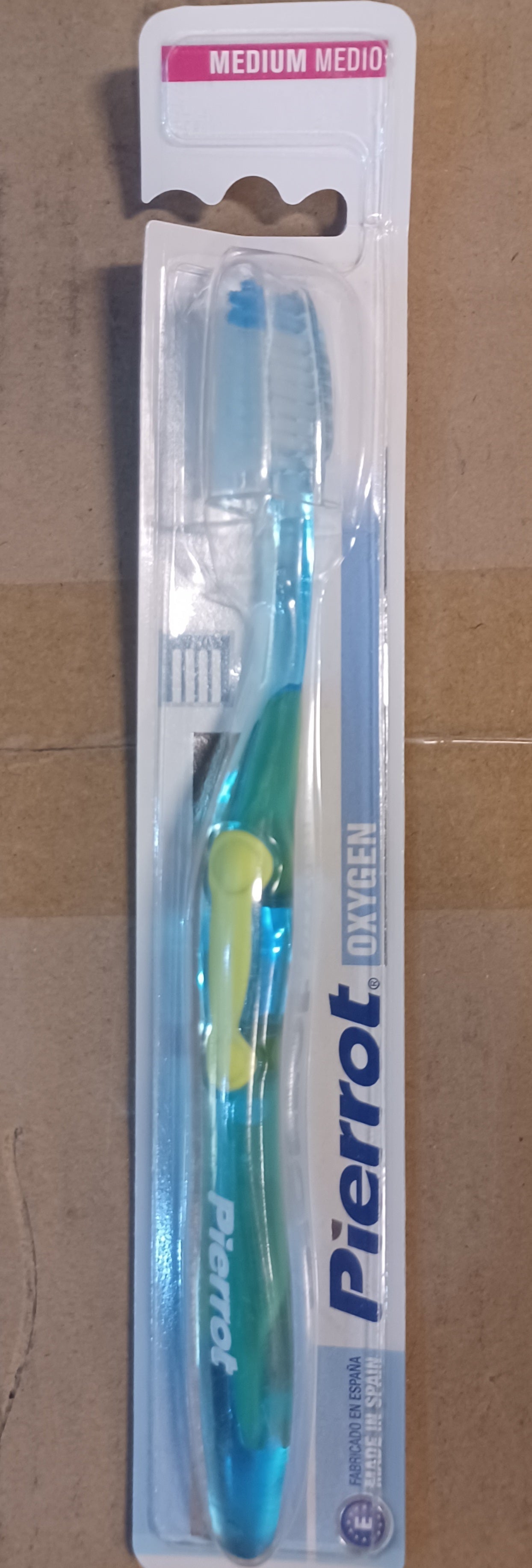 Pierrot Oxygens Medium Medio Toothbrush – Available in Blue-Yellow, Blue-Green & Blue-Pink