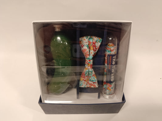 The Tie Lab clinically Accessories kit hand crafted outfit solutions