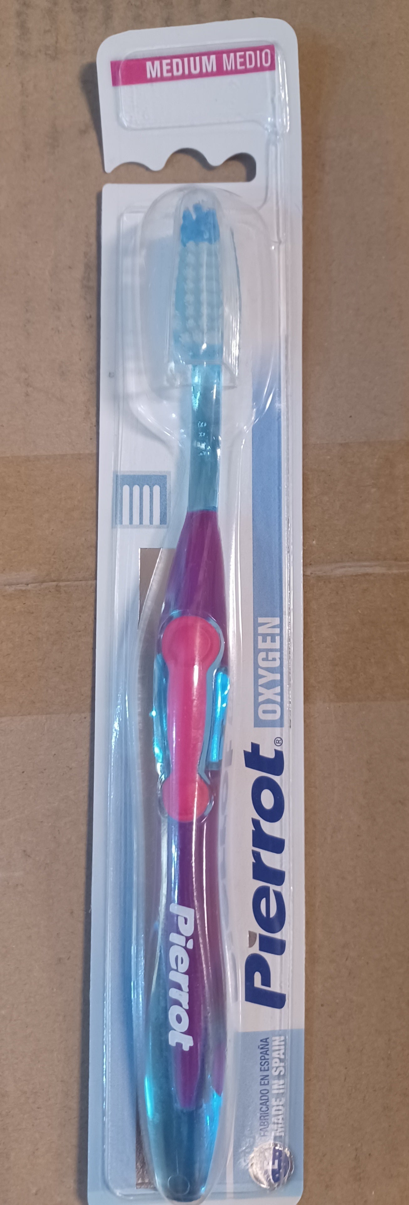 Pierrot Oxygens Medium Medio Toothbrush – Available in Blue-Yellow, Blue-Green & Blue-Pink